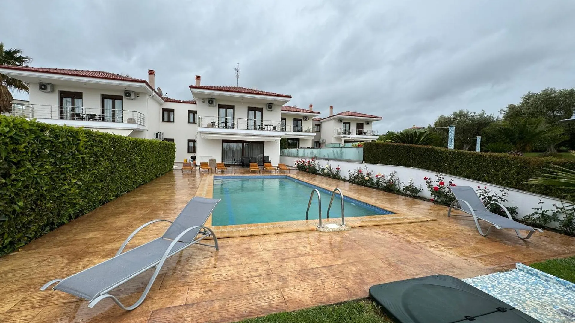 Villas Hanioti