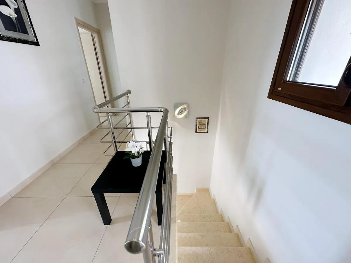 Villas Hanioti