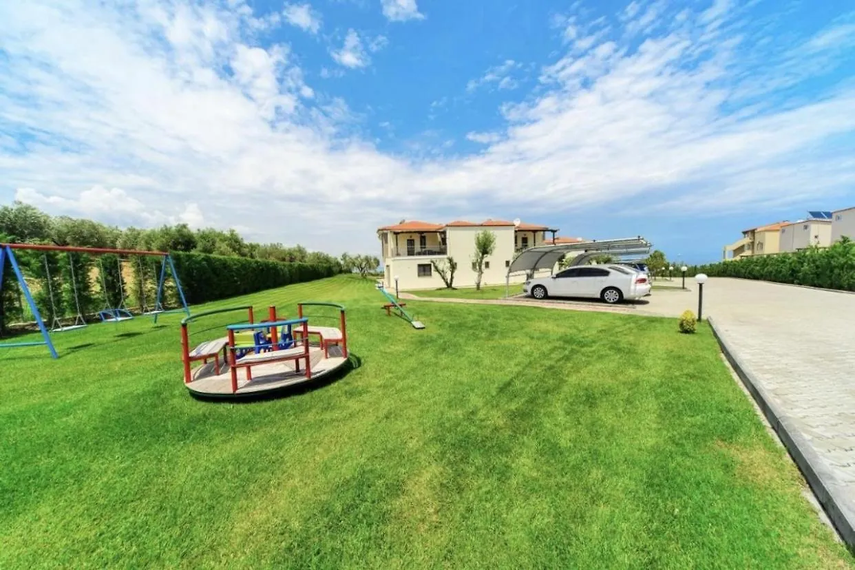 Villas Hanioti 0*,  Greece