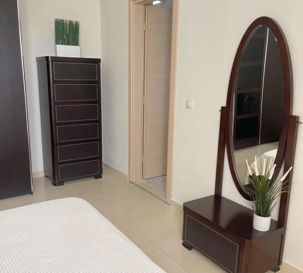 Villas Hanioti 0*,